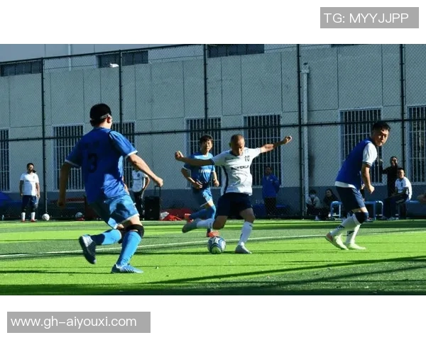 激情四溢绿茵场:全球顶级足球球星荟萃,尽显超凡魅力与技艺 激情四溢绿茵场:全球顶级足球球星荟萃,尽显超凡魅力与技艺